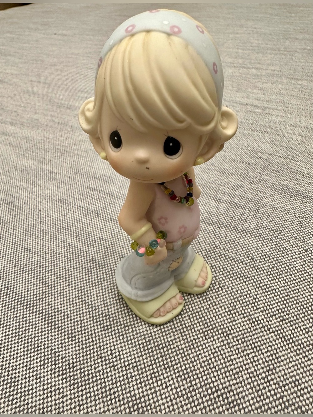 2004 Precious Moments Hippie Girl I Am Me Figurine- Like new